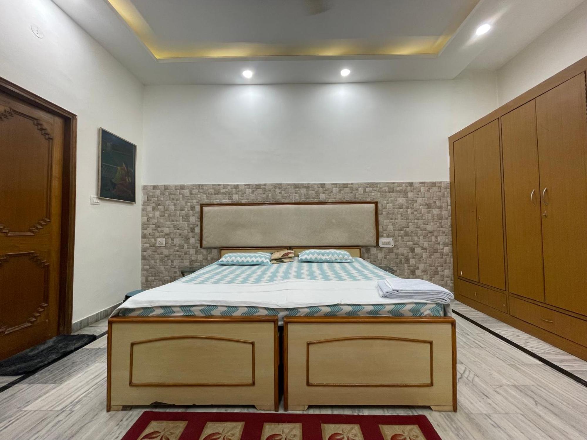 N Homestay Agra Tājganj Eksteriør billede