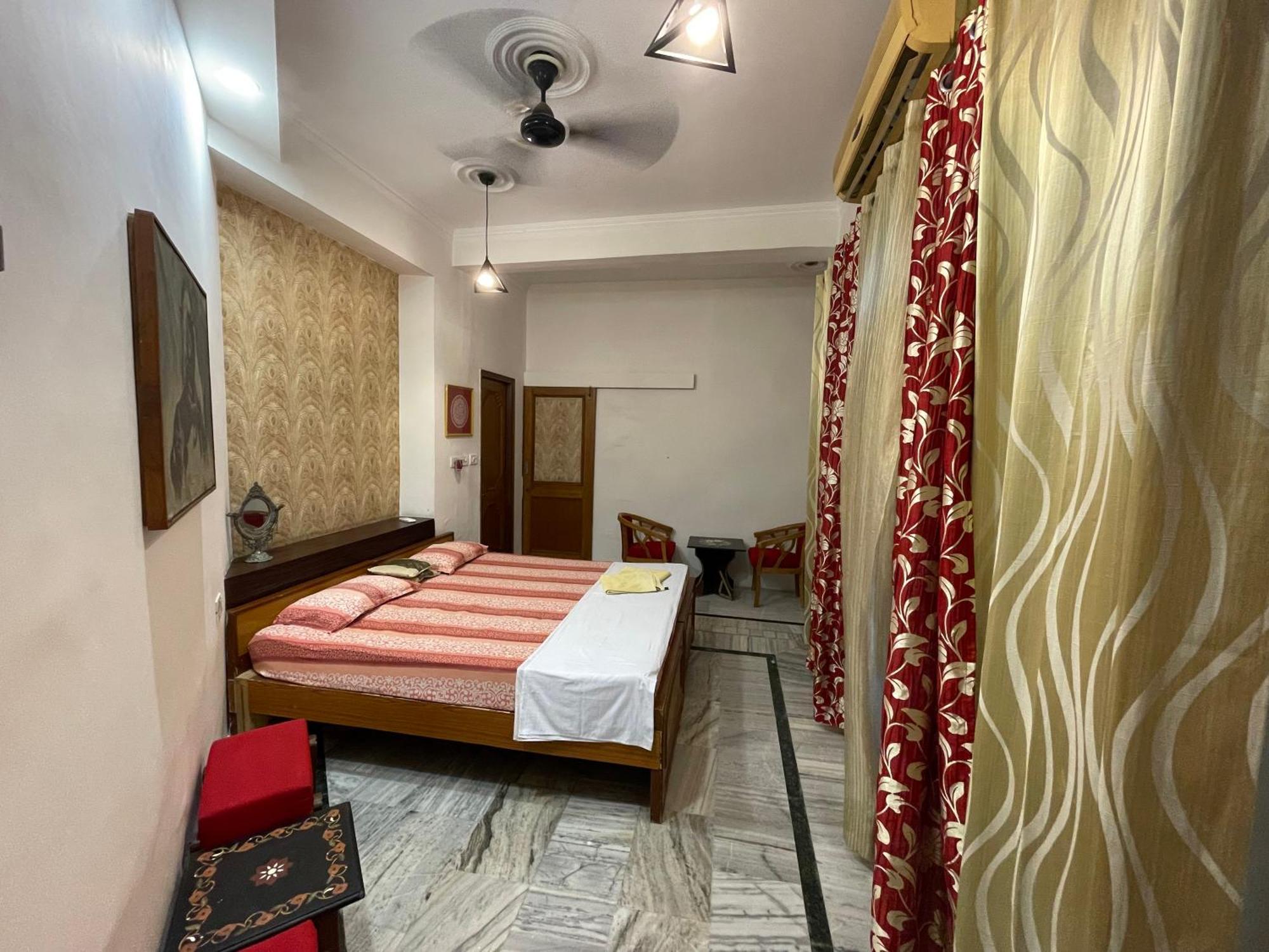 N Homestay Agra Tājganj Eksteriør billede